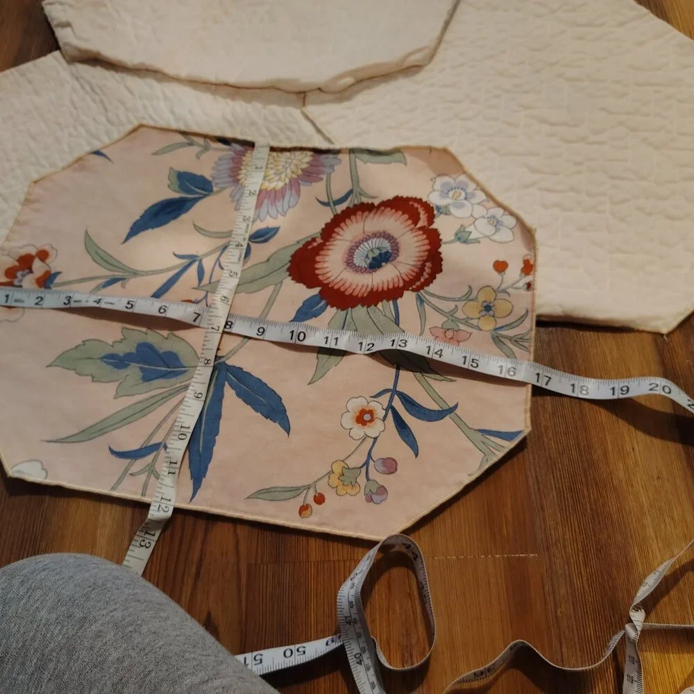 Set of 5 Floral Cloth Placemats Vintage